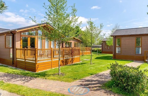 Stuppington Ski Chalet | 1 bedroom accommodation in Canterbury