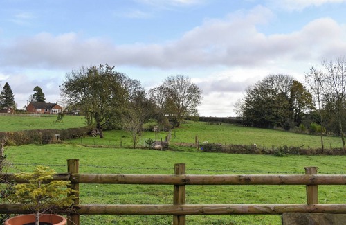 Middle Mayfield Cottage | 1 bedroom accommodation in Middle Mayfield, near Ashbourne