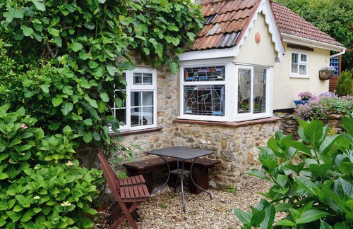 Honiton Cottage | 1 bedroom accommodation in Upottery, near Honiton