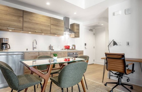 Mid-Market Apartment | 1 Bedroom Apartment L-466388 by Houzlet
