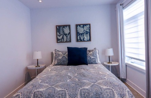Terrebonne House | 1 bedroom apartment with 2 beds for up to 4 people