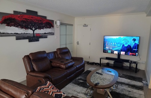 Southwest Calgary Apartment | 1-bedroom apartment SW in marvelous Calgary with fitness room, WiFi