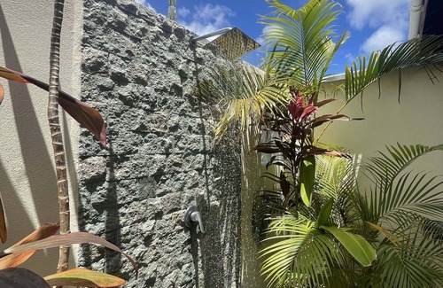 English Harbour Apartment | 1 Bedroom Bali style studio suite on lush property in English Harbour!