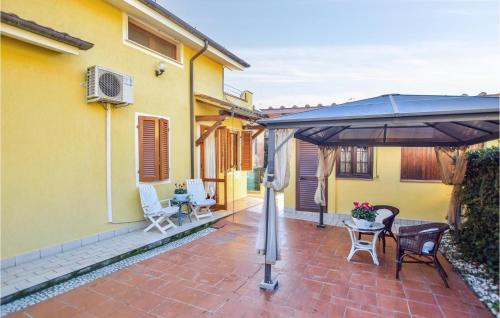 Massarosa Apartment | 1 Bedroom Cozy Apartment In Massarosa
