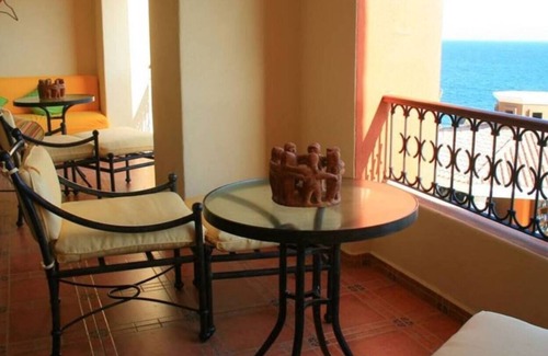 El Rosarito Condo | 1 Bedroom Hacienda Encantada