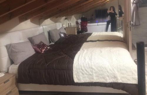 Lesvos Ski Chalet | 1 bedroom loft at Mytilene Port