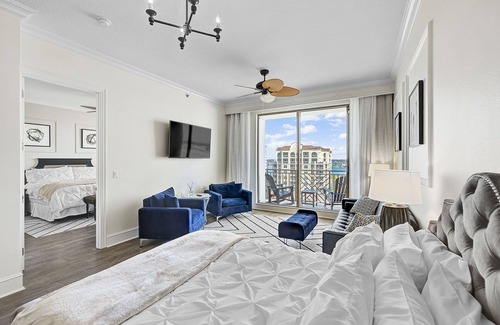 Clearwater Beach Hotel | 1 Bedroom Penthouse Suite located within the Sandpearl Resort & Spa
