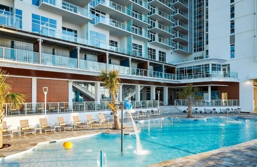 Downtown Myrtle Beach Villa | 1 Bedroom Premier - Ocean Front