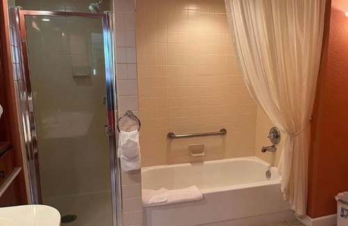 Palm Beach Shores Resort | 1-bedroom resort with WiFi, AC in superb Palm Beach Shores