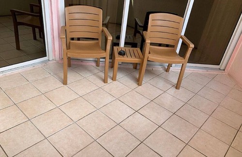 Palm Beach Shores Resort | 1-bedroom resort with WiFi, AC in superb Palm Beach Shores