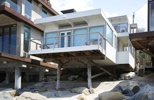 Malibu Apartment | 1 Bedroom Single family L-(455962) by Houzlet