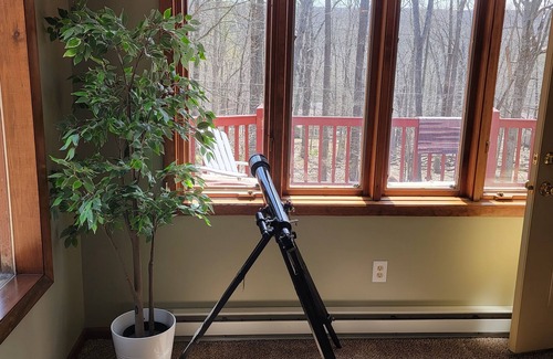 Sybertsville Ski Chalet | 1 Block From Lake