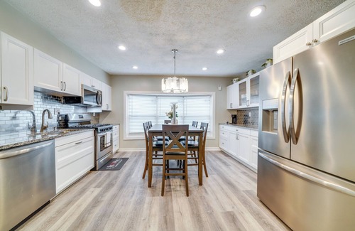 Clifton Heights Apartment | 1 Block to Mellwood: Modern Apt by Shops & Dining!