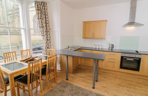 West Cliff Cottage | 1 Church Square