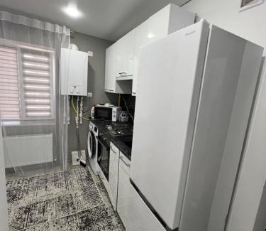 Moldova Apartment | 1-Edinet apartament Квартира Единец