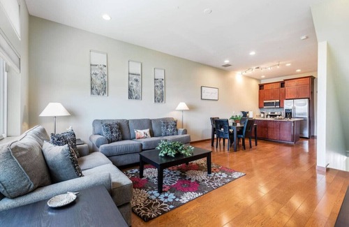 New Tacoma Villa | <1 mi to Dome | 3BD 2.5BA | Townhouse | Garage -22