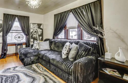 Dubuque House | 1 Mi to Downtown Dubuque! Spacious Home