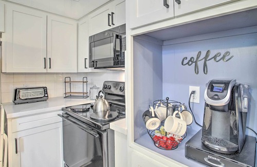 Brenham House | 1 Mi to Main St: Brenham Retreat w/Game Room