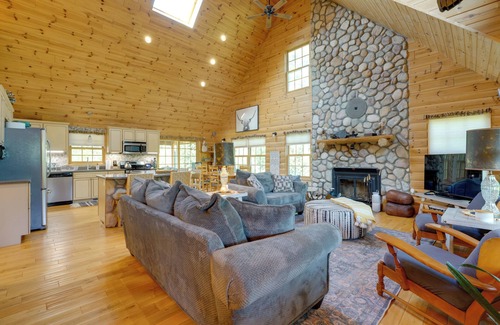 Port Austin Cabin | 1 Mi to Public Beach: Port Austin Cabin w/Hot Tub