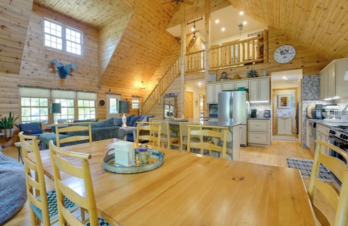 Port Austin Cabin | 1 Mi to Public Beach: Port Austin Cabin w/Hot Tub