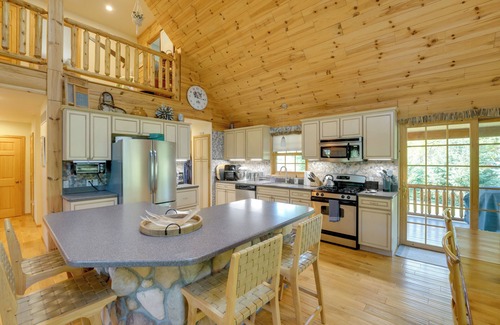 Port Austin Cabin | 1 Mi to Public Beach: Port Austin Cabin w/Hot Tub