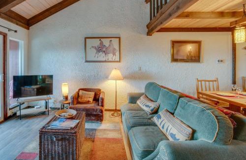 Tahoe Village House | 1 Mi to Stagecoach Lift! Homey Tahoe Townhome