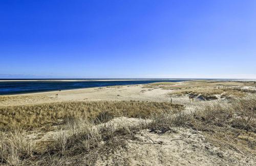 Chatham House | 1 Mi to Town and Oyster Pond Beach Chatham Retreat