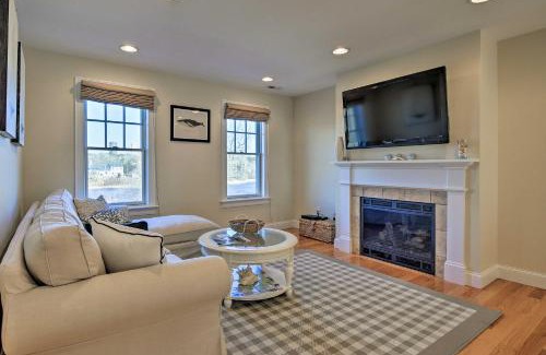 Chatham House | 1 Mi to Town and Oyster Pond Beach Chatham Retreat