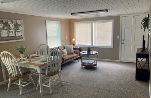 Shallotte House | 1 Room on Main Street w/kitchenette- Main Street , Shallotte between HB and OIB