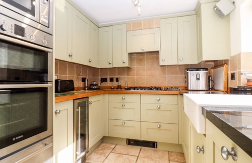 Moreton-in-Marsh Cottage | 1 The Lane