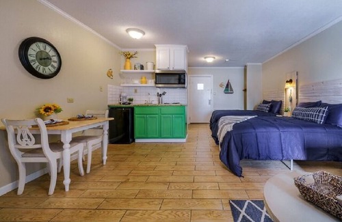 Hot Springs Hotel | #1 The Point - Double Bed Room (adjoining)