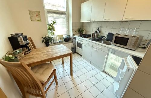 Ravensberg - Brunswik - Dusternbrook Apartment | 1 Zi Whg chic möbliert neben der Universität zu Kiel, 2 Fußminuten zur Ostsee,Uniklinik,Seebäder mit eigenem Parkplatz