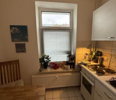 Ravensberg - Brunswik - Dusternbrook Apartment | 1 Zi Whg chic möbliert neben der Universität zu Kiel, 2 Fußminuten zur Ostsee,Uniklinik,Seebäder mit eigenem Parkplatz