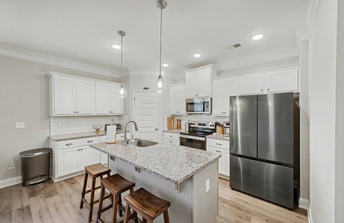 North Augusta House | 10-15 minutes from Augusta National. 5 spacious bedrooms for a comfortable stay.