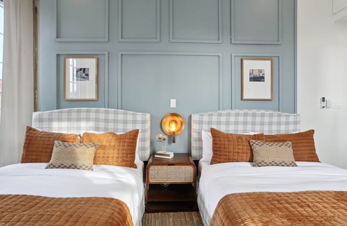 Lower Garden District Hotel | 10 bed/10 bath Luxury CBD Villa - Private Pool