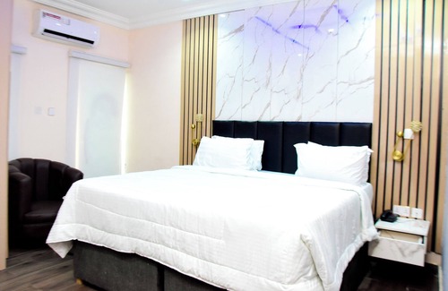 Igando Hotel | 10 Kobo Hotel & Suites
