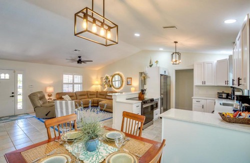 Gulf Cove House | 10 Mi to Beaches Port Charlotte Paradise