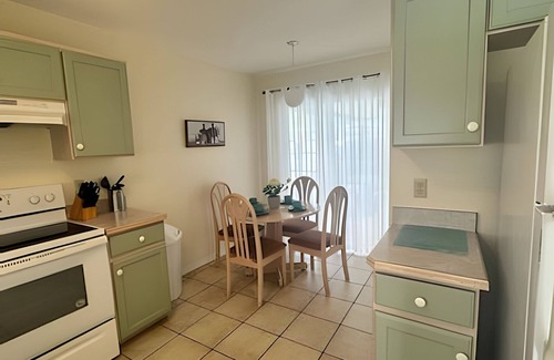 Indian Wells House | 10 Minutes to Disney! Pool Home Large Lot