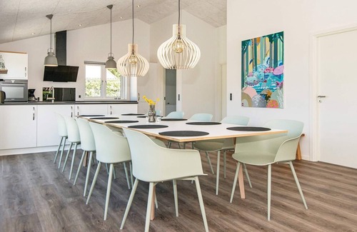 Pøt Strandby House | 10 person holiday home in Juelsminde