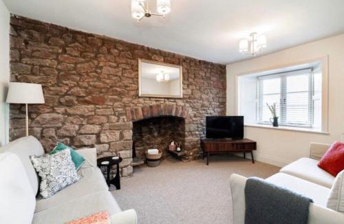 Ross-on-Wye Apartment | 10 Wye Street - A sophisticated riverside home for 6 in Ross on Wye