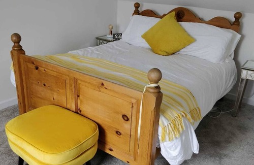 Kingsburgh House | 100 year old Renovated Cottage in North Skye