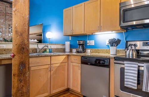Downtown Apartment | 100 Year-old Historic Brick 2BR Loft Large Patio2