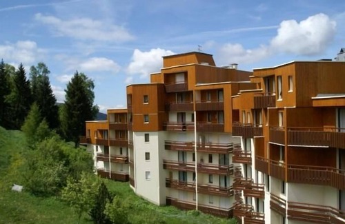Prapoutel Apartment | 100m from resort center, balcony, parking, tv, ski locker, 30-32m², Les 7 Laux
