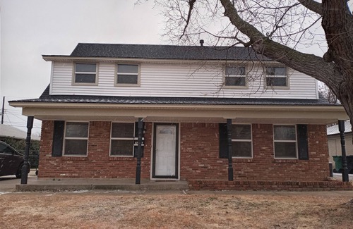 Central Oklahoma City House | 11-Guests/Airport -Minute Away/Pet-Welcome/4-BDR/2-FBA/5-QBED!