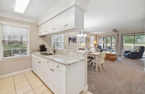 Pawleys Island Apartment | 110-1 Fore Your Pleasure condo by Peace Vacations