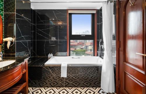 Hoan Kiem Hotel | 12 A&B Điện Biên Phủ Hà Nội Hotel