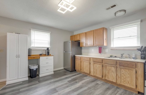 Pontoon Beach Cottage | 12 Mi to St Louis: Pet-friendly Metro East Home
