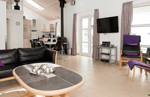 Lystrup House | 12 person holiday home in Egå