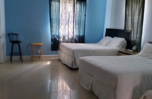 Uvalda Other | $120.00 por noche .Full house 2/2 $100.00 cleaning fee $30.00 Pet fee, per stay