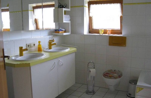 Tennenbronn Apartment | 120 m² Apartment ∙ 6 guests